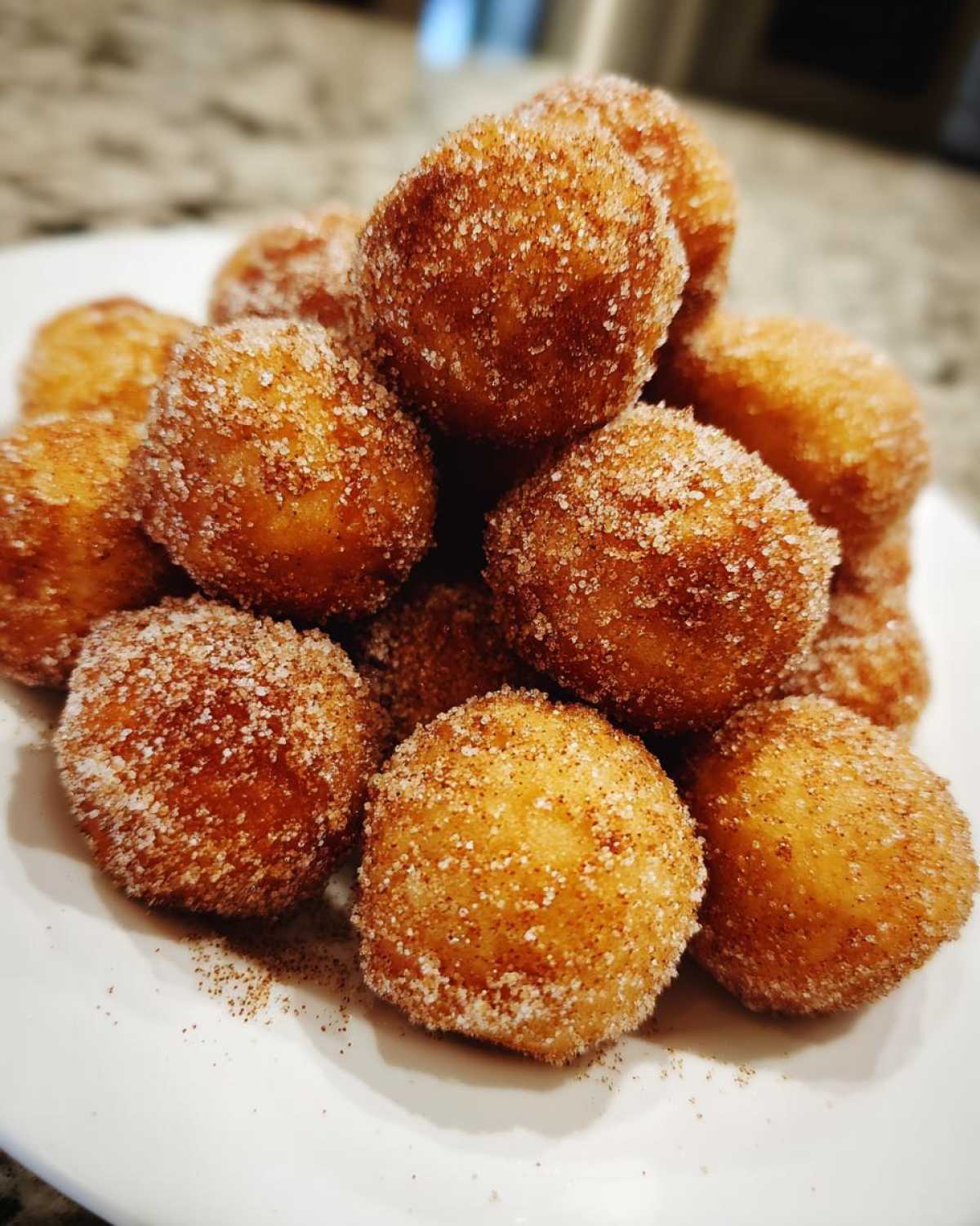 Cinnamon Sugar Donut Holes - detail 3
